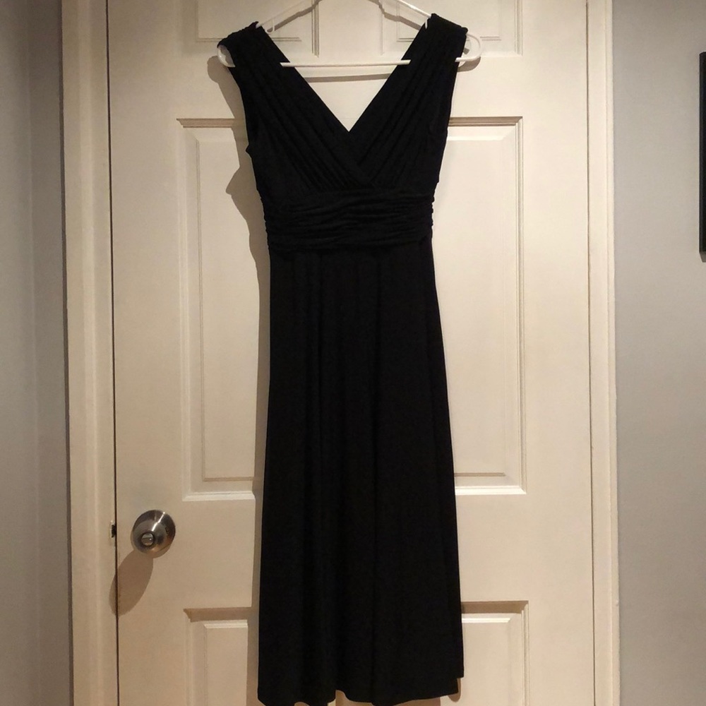 Jones New York Petite Black V-neck Cocktail Dress